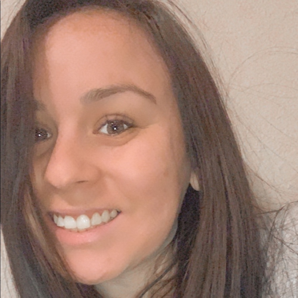 Meet your Posher, Shania